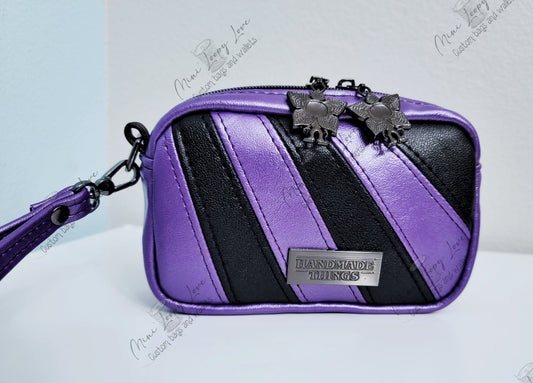 Tiny Cata Wristlet: Stranger Things