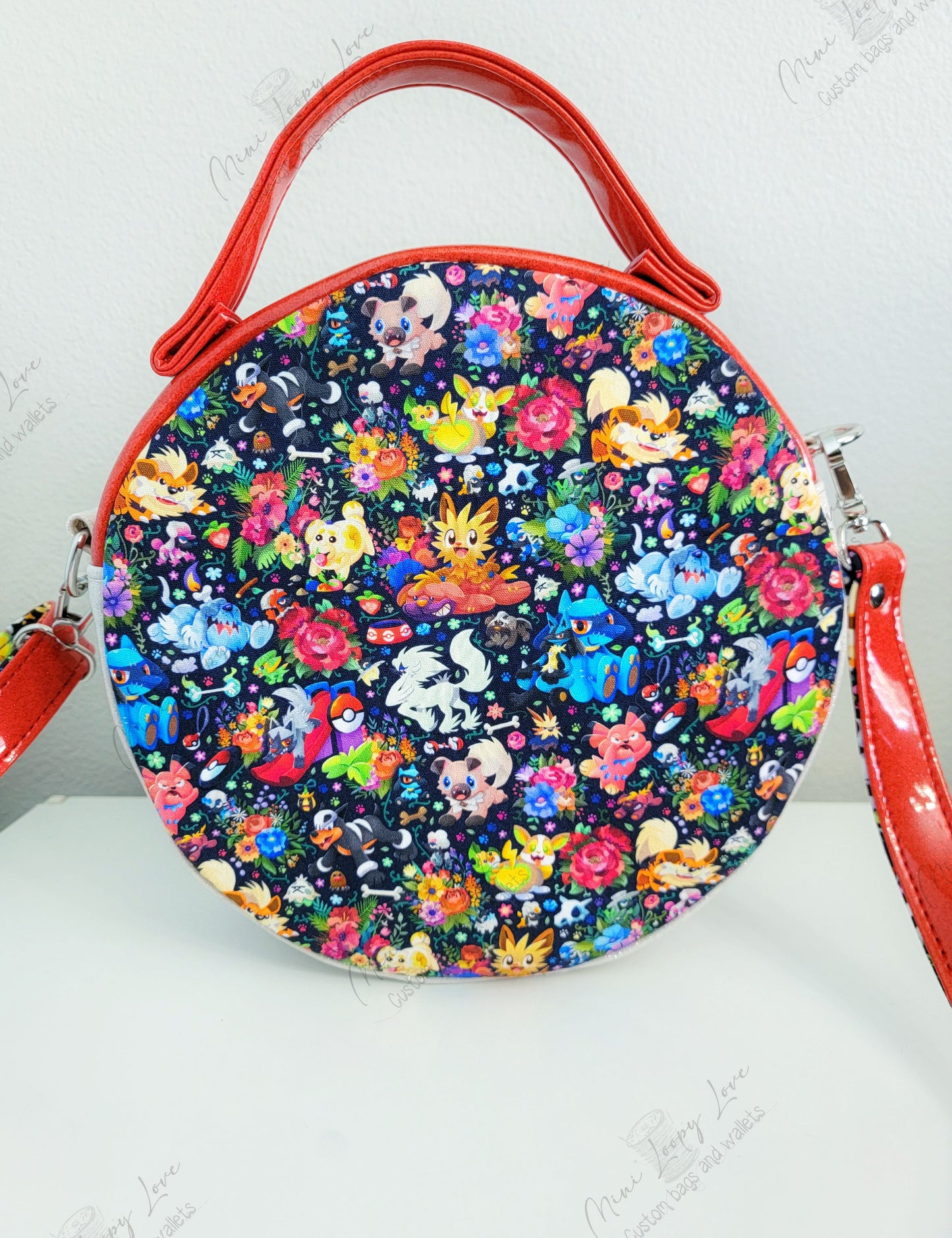 Magdalena circle bag- Catch Em All