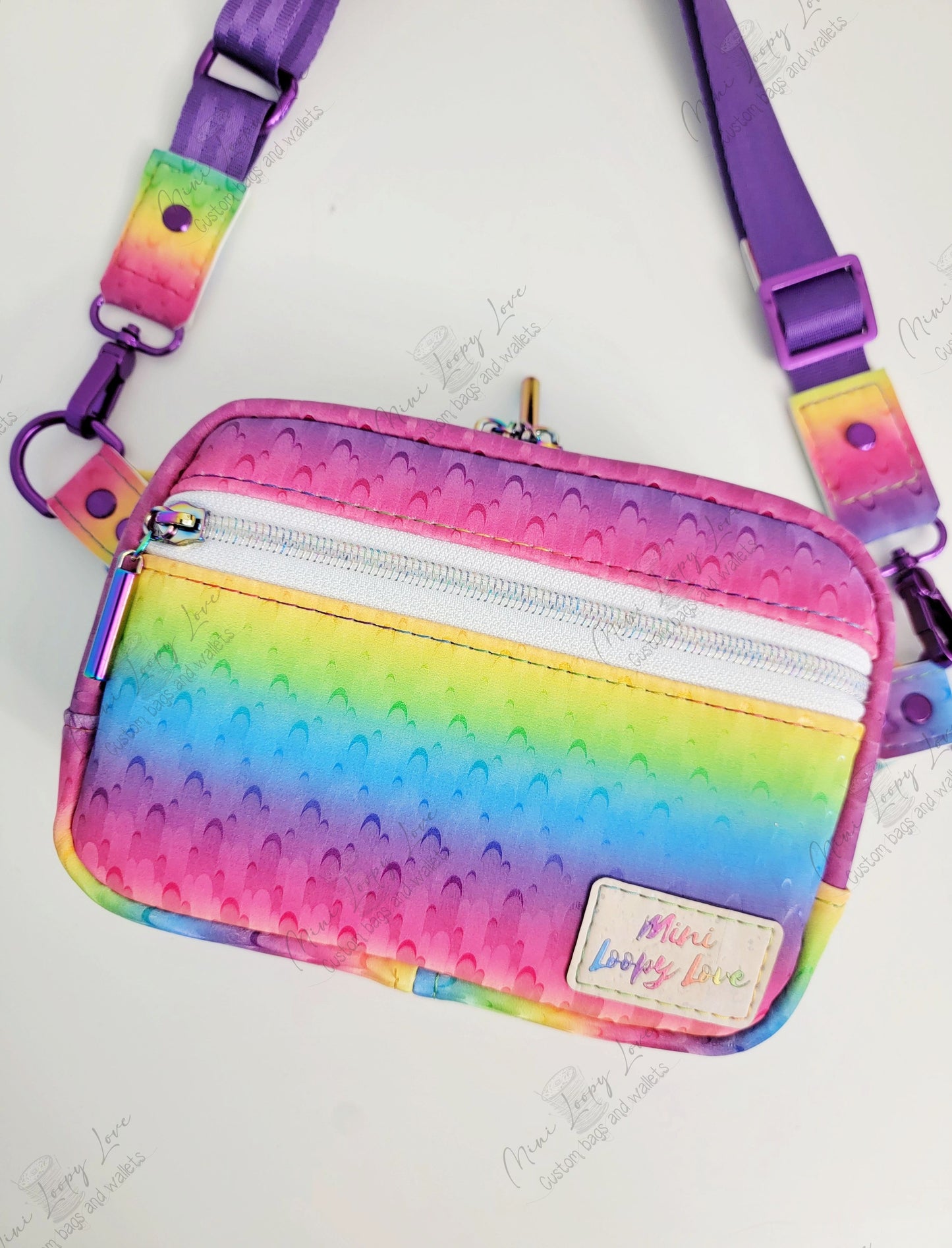 Rayna sling bag: Rainbow stripes