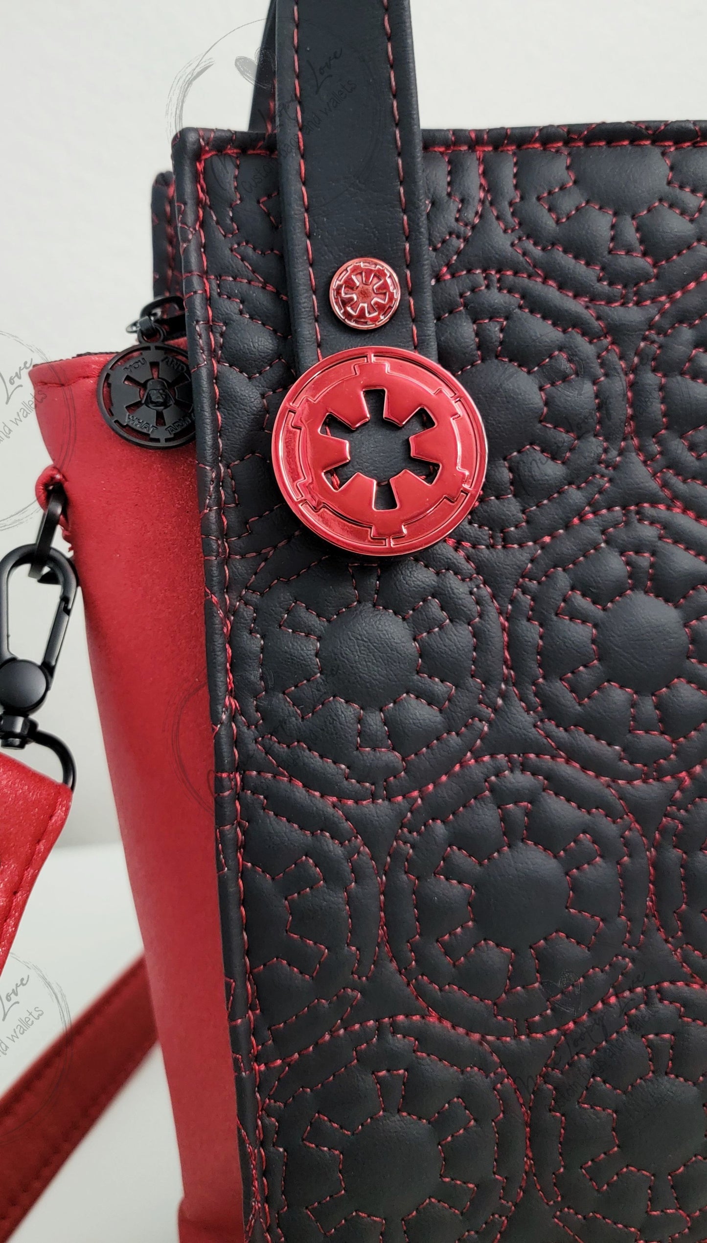 Lina Crossbody Purse: Quilted Imperial Wars