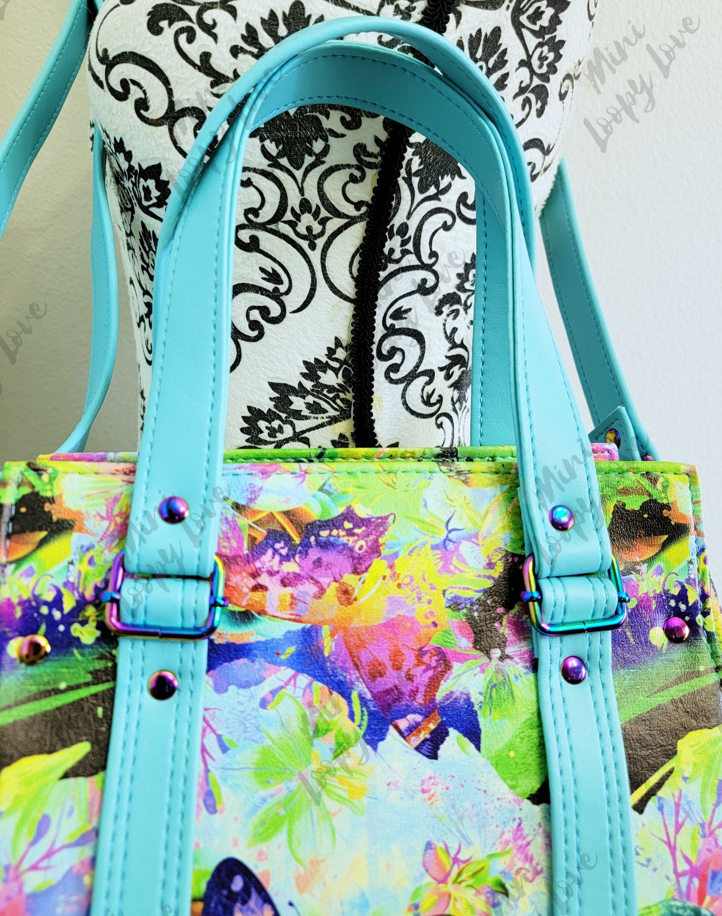 Vadon Crossbody Bag: Rainbow Butterflies