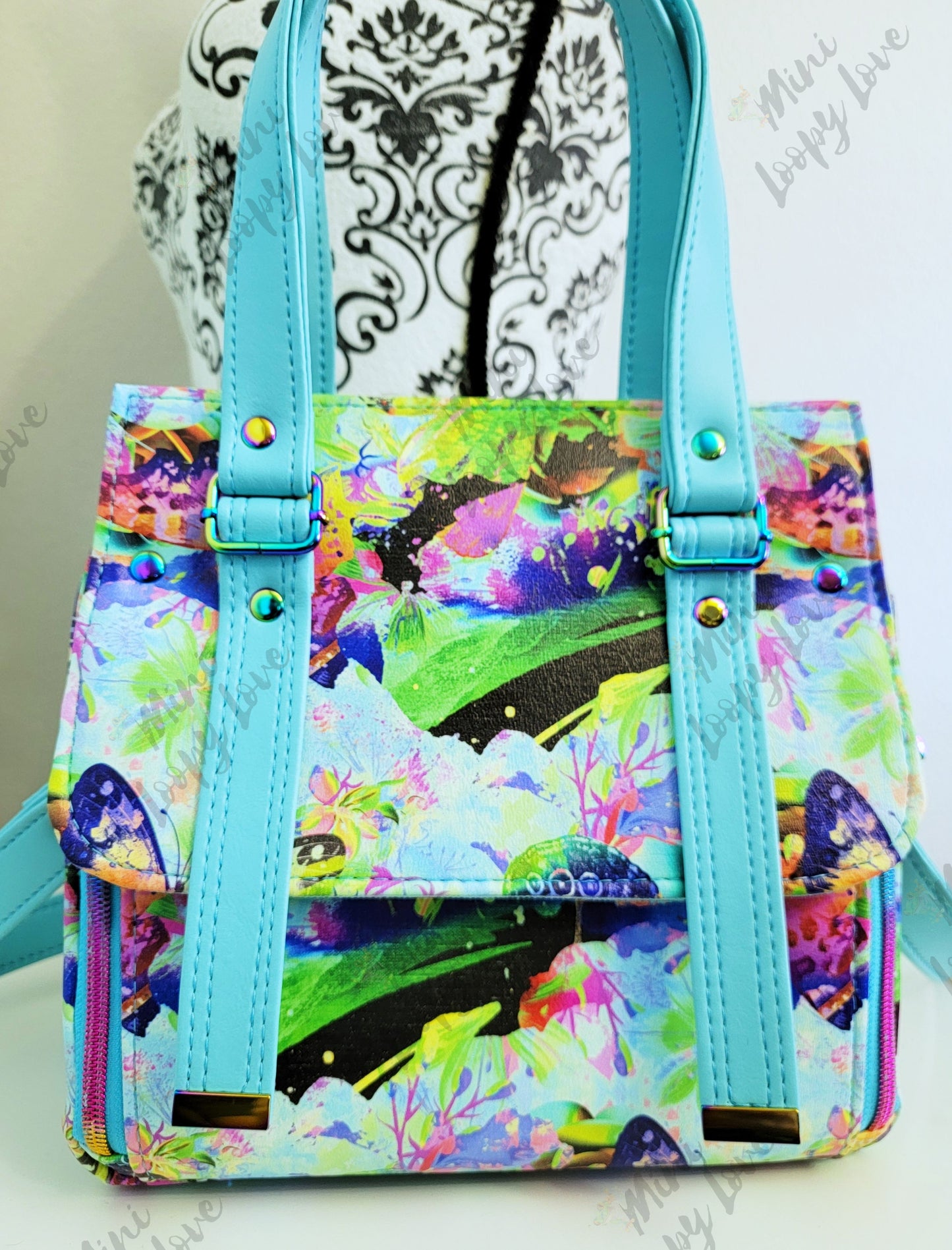 Vadon Crossbody Bag: Rainbow Butterflies