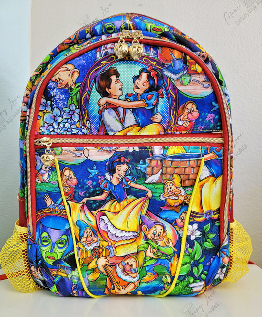 Xaden Backpack: Snow