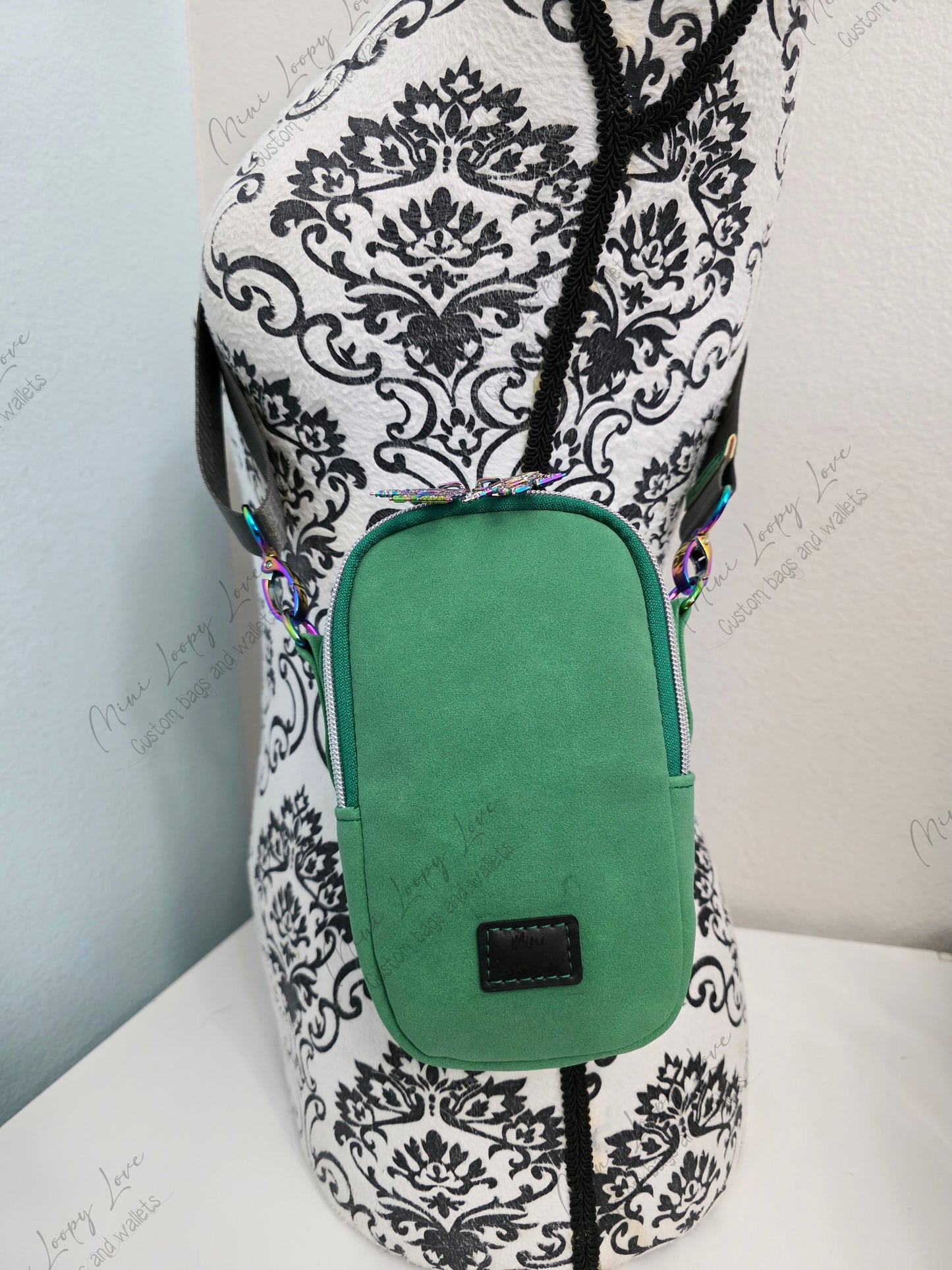 Magnolia Rae Traveler Pouch: Green SW