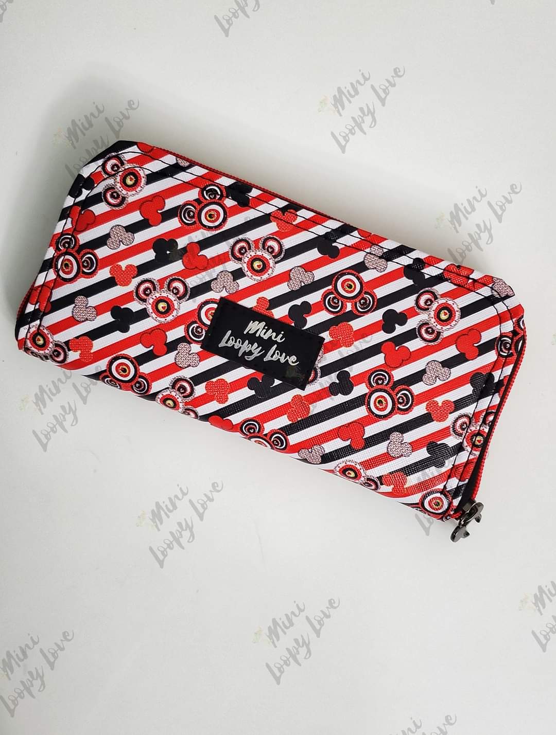 Classic zip around wallet: mouse stripe